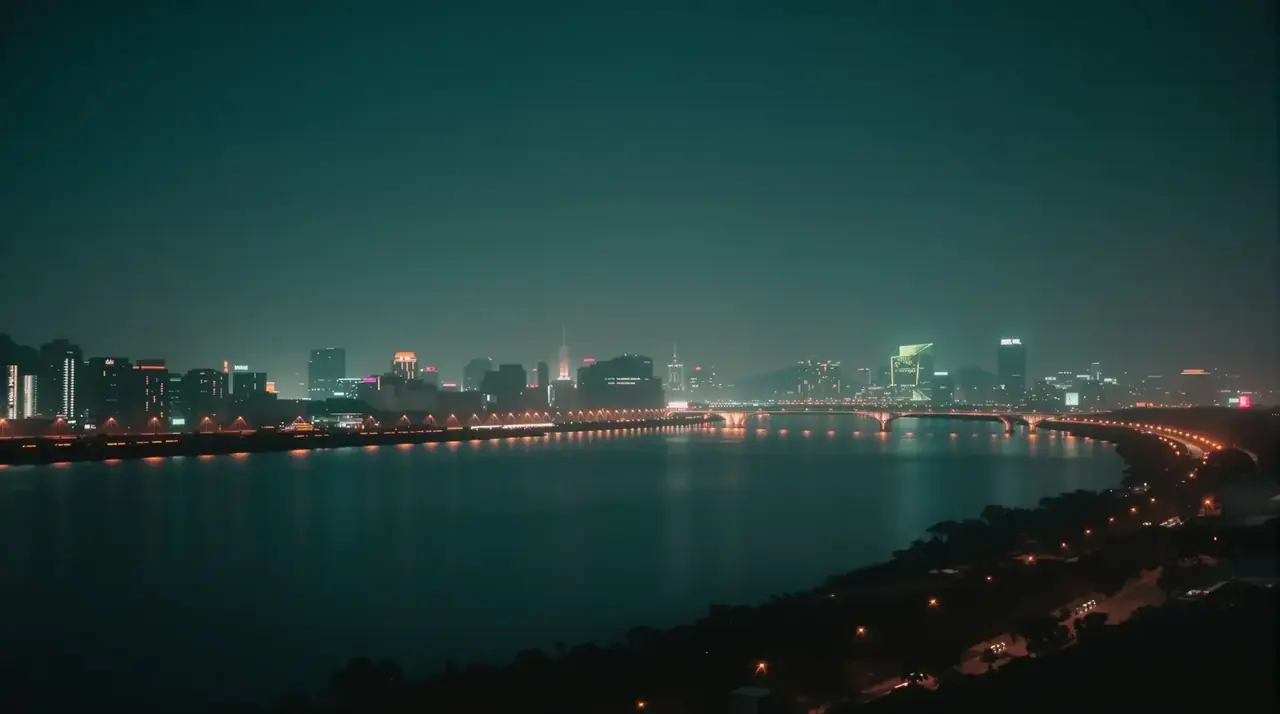 汉江夜行 - 蝴蝶影视 汉江夜行 电影海报轮播图